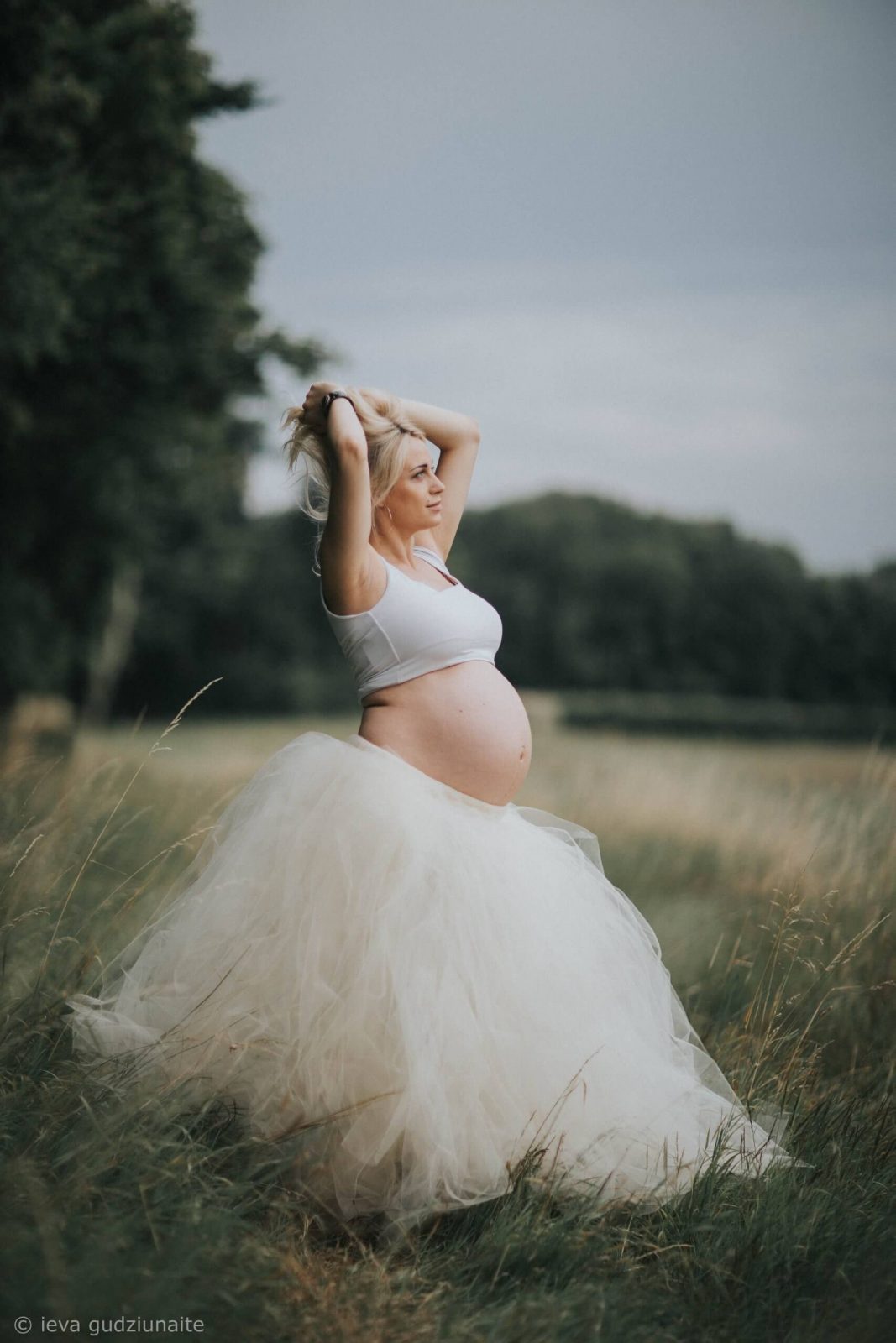 Maternity Photo Session In Essex Evagud Photography